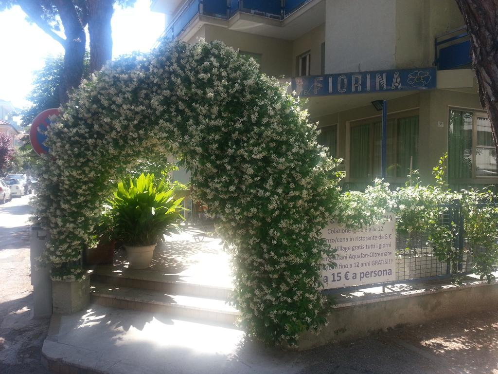 Fiorina Bed&Breakfast - Colazione Fino A Mezzogiorno - Beach Village Gratuito - Aquafan25 Oltremare20 Ричоне Екстериор снимка